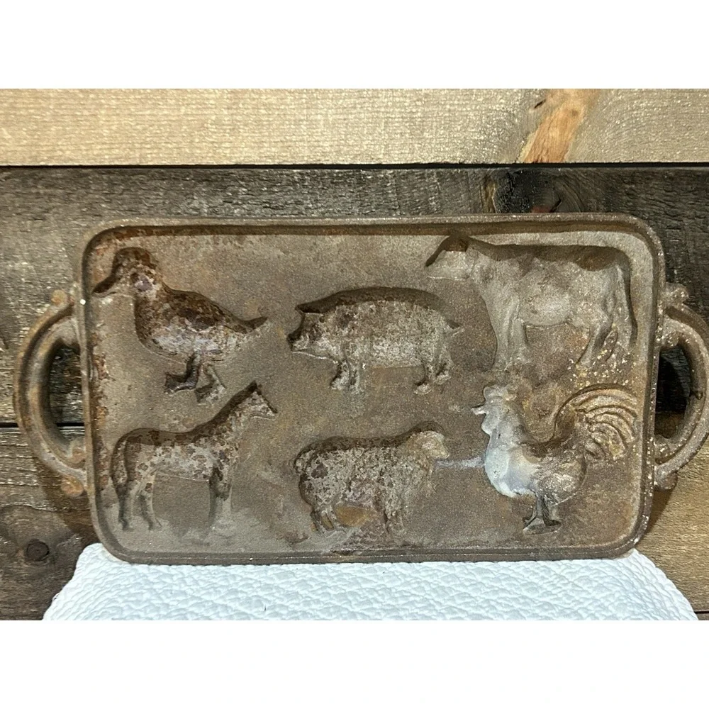 Animal Cast Iron Baking Mold‎ Pan  Farm Animals Horse Rooster Sheep Pig Cow Duck